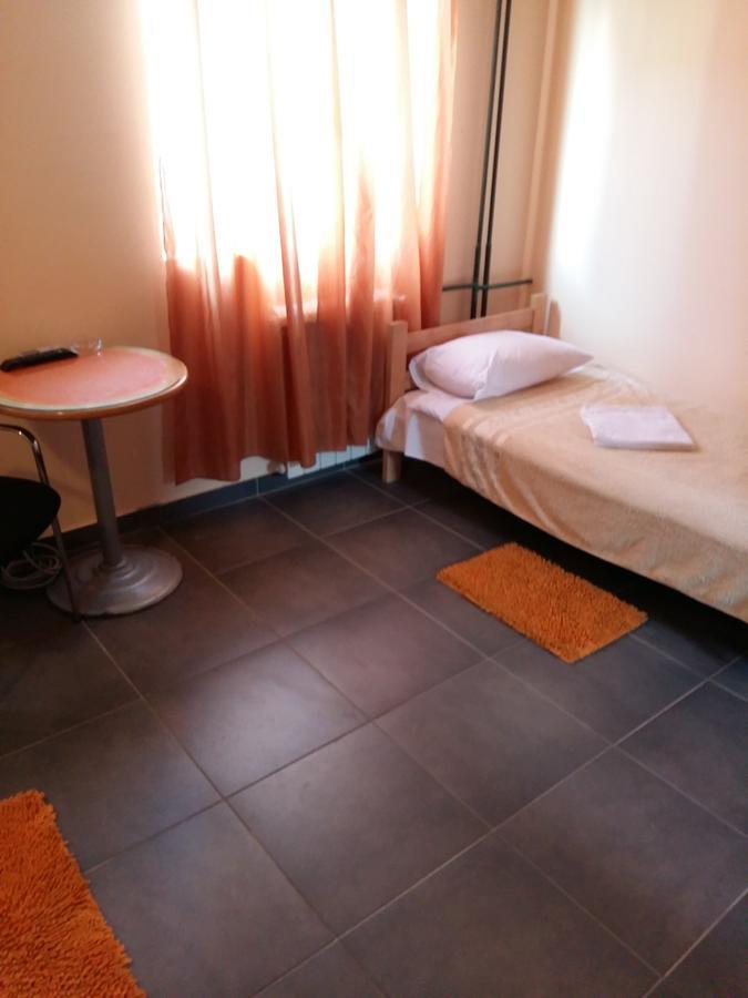 Bela Ruza Hotell Belgrad Exteriör bild